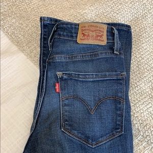 Levi’s 721 High Rise Skinny Jeans